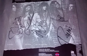 SKID ROW - Álbum debut 1989 EE. UU. ~ ¡¡FIRMADO por los 5!! Bach/Bolan/Serpiente/Affuso/Colina - Imagen 1 de 5