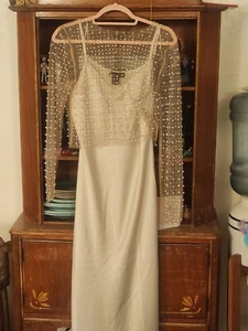Vestido sin mangas House Of Harlow 1960 largo de satén con sobretop transparente, "perla y... - Imagen 1 de 5