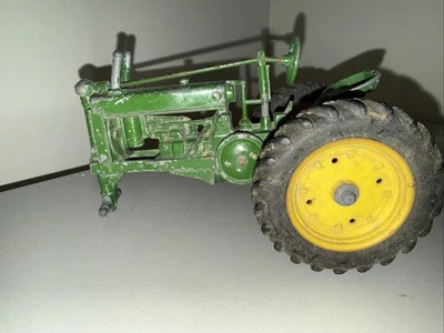 Ertl John Deere Model G Unstyled Tractor Missing Front Wheels - Well Played With - Image 1 of 4