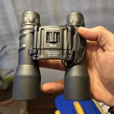 Tasco 16x32 Fully Coated Optic Binoculars 1,000 Yards NEW Compact Travel L@@K! - Image 1 of 4
