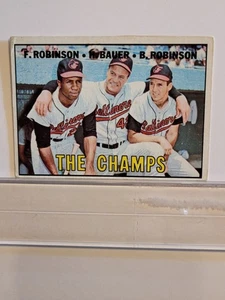 Topps Baseball Card 1967 #1 The Champs - Picture 1 of 2