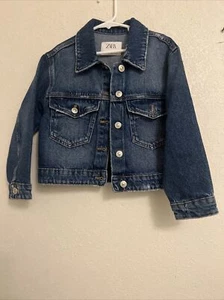 Zara Girls Light Wash Distressed Cm 122 Denim Silver Button Jean Jacket Size 7 - Picture 1 of 3