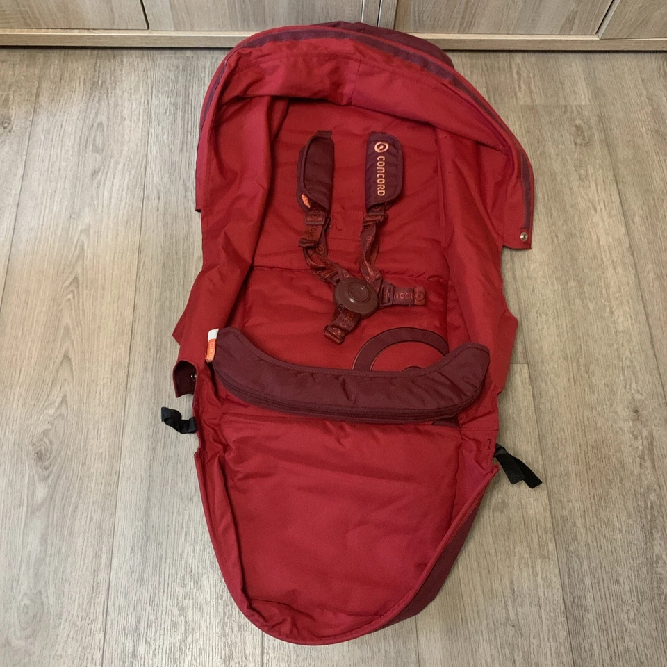 Neuer Stoffbezug für Concord Wanderer Sitzeinheit Buggy Sportwagen rot - Bild 1 von 1