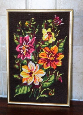 Vintage Bouquet Floral coloré Tapisserie 23×33cm Encadrée Décor Murale France - Photo 1/4