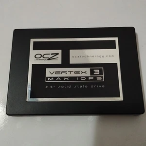 OXZ 120GB SATA III Vertex 3 Max IOPS 2.5 SSD (VTX3MI-25SAT3-120G) - Picture 1 of 3