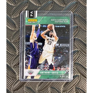 2017-18 Panini Instant Anthony Davis Continua Corsa Storica Verde SP/10 AD NOLA - Foto 1 di 2