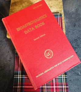 Bioastronautics Data Book (NASA SP-3006) Hardcover 1973 by Jr James F. Parker - Imagen 1 de 9