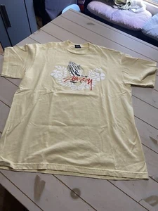 STUSSY Y2K Men’s T Shirt Yellow Prayer Hands Skateboarding Size XL - Picture 1 of 9