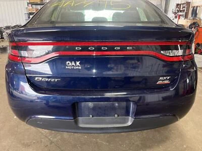 Tapa de cubierta usada se adapta a: Dodge Dart 2014 con sonido envolvente iluminado sin cámara sin maletero Foto 1 de 4