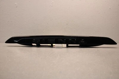 2011 2015 TOYOTA SIENNA XLE REAR TRUNK MOLDING TRIM OEM Foto 1 de 4