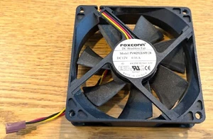 FOXCONN PV902512LSPF 2B 12V 0,16A ventola di raffreddamento a 3 fili - Foto 1 di 1