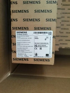 Mecanismo giratorio de acoplamiento de puerta Siemens 3VA9467-0FK21, estándar IEC IP65 - Imagen 1 de 2