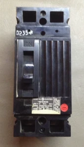 GENERAL ELECTRIC TED124030 CIRCUIT BREAKER 480VAC 250VDC 30A 40C 2POLE USED - Picture 1 of 5
