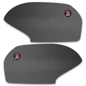 Grip Devils Tank Grips: Suzuki Hayabusa 2021+ Black - Picture 1 of 2