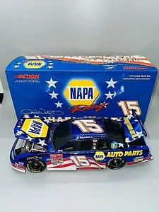 2001 Action #15 Michael Waltrip Monte Carlo 1/24 X-RARO HTF Liquid Paint Bank - Foto 1 di 10