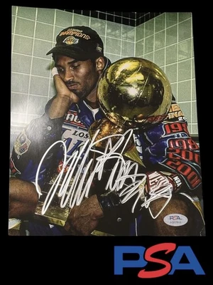 Jeff Hamilton Signed 8x10 Photo Kobe Bryant 2001 NBA Finals Jacket PSA AUTO - Image 1 of 2