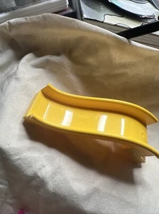 LEGO DUPLO PLAYGROUND PARK YELLOW SLIDE Straight 2 Studs at Top #93150 HTF 14294 - Picture 1 of 3