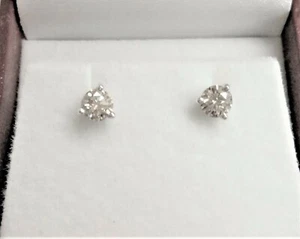 14K White Gold Round Brilliant Diamond Stud Earrings 0.50 tcw Basket Setting - Picture 1 of 7