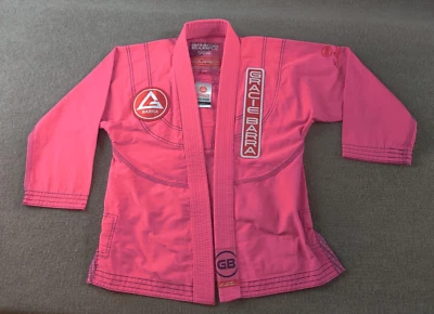 Kimono Gracie Barra Equipe Edición GB Lite Jiu-Jitsu Brasileño Gi ROSA Juvenil Y4 Foto 1 de 4