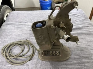 1950s DeJUR 8mm Home Movie Projector Model #750 Working Condition - Picture 1 of 10