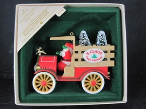 1984 Hallmark Keepsake Ornament "Santa's Deliveries" #6 in the Series NIB - Picture 1 of 4