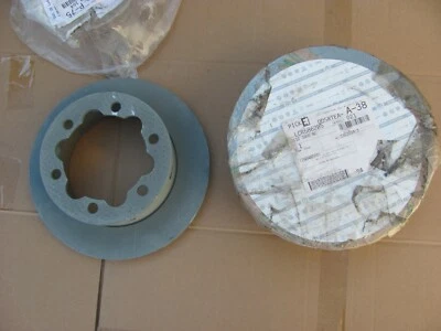 Dodge Mercedes Sprinter 3500 03-06 OEM rotores de freno de disco traseros 5103606AC Foto 1 de 4