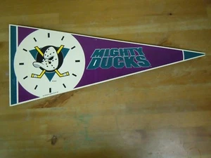 Reloj banderín vintage Disney NHL Anaheim Mighty Ducks [Productos P&K 1993] - Imagen 1 de 6