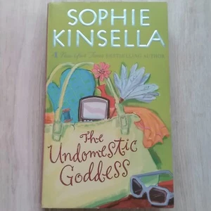 The Undomestic Goddess by Sophie Kinsella Paperback - Bild 1 von 3