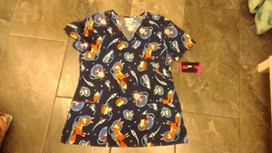 NWT SCRUBSTAR WOMENS SCRUB TOP OUTER SPACE ANIMALS M L XL 2X 3X - Picture 1 of 2