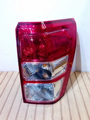 Luz trasera para pasajero (derecha) Suzuki Grand Vitara 2006-2011 repuesto de posventa Foto 1 de 4