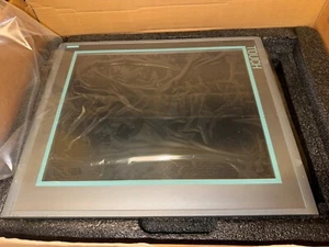 Siemens MP377 6AV6 644-0AC01-2AX1 nuovo 6AV6644-0AC01-2AX1 - Foto 1 di 4