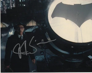 JK SIMMONS SIGNED AUTOGRAPHED 8X10 PHOTO - OZ, COMMISSIONER GORDON, WHIPLASH - Picture 1 of 2