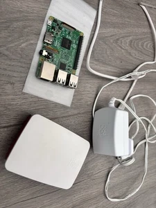 Raspberry Pi 3 Model B v1.2 inkl. offiziellem Raspberry Pi Gehäuse und Ladegerät - Bild 1 von 10