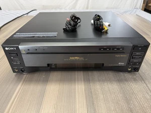 SONY MDP-800 Laserdisc Player Great Working Condition + Cables - Picture 1 of 13
