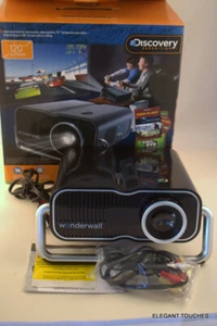 Discovery Expedition LCD Projector Model 1625075 Wonderwall Entertainment - Picture 1 of 8