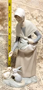 NAO LLADRO Peasant Girl Woman feeding Bunnies RABBITS 11.5 inches - Picture 1 of 17