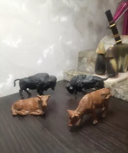 Vintage 70-80er Lot 4 Spielzeug Plastik Büffel, Bisons, Kühe Marolin Plaho Miniaturen - Bild 1 von 9