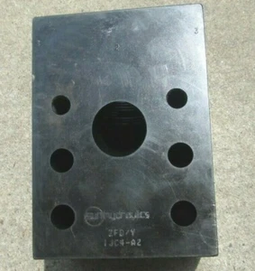 ZFD/Y, Sun Hydraulics, Steel Manifold 1JC4-A2 - Picture 1 of 7