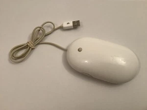 APPLE USB WIRED OPTICAL MOUSE MODEL A1152 - WORKS GREAT - - Picture 1 of 5