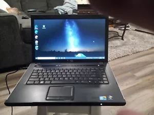 Dell vostro 3500 laptop 500 GB hard drive win 10. 2.53 GHz i5 - Picture 1 of 11