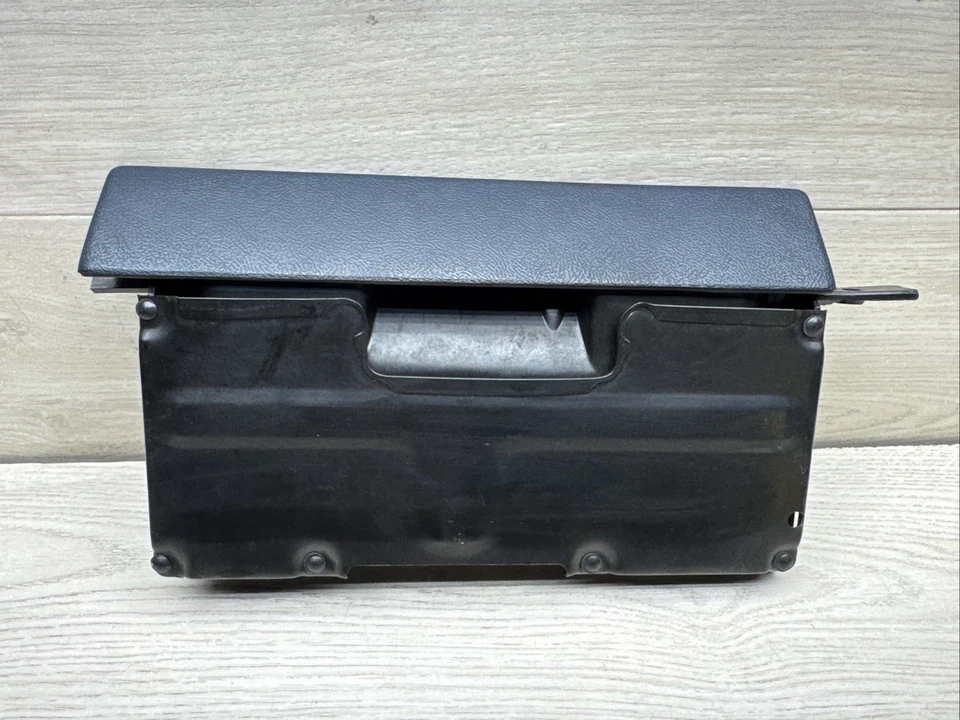 Cenicero azul 1988 1989 1990 1991 1992 1993 1994 Chevrolet S10 Blazer Foto 1 de 4