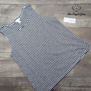 Top sin mangas Liz Claiborne talla L - Imagen 1 de 5