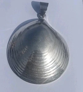 Sterling Silver Clam Shell Large Pendant Unisex Charm Signed 925 - Picture 1 of 10
