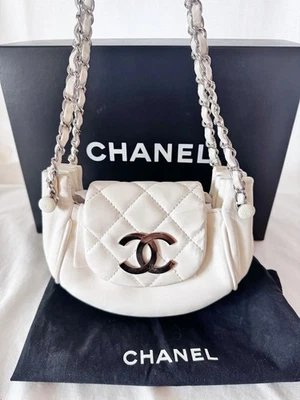 Chanel Classic Flap Bag White Lambskin With Silver Hardware - Image 1 of 4