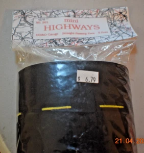 LEISURE TIME PRODUCTS - HO/O SCALE STRAIGHT ROADWAYS - FREE USA SHIPPING - Picture 1 of 2
