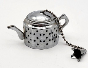 Vintage Teapot-Shaped Silver-Plated Loose Tea Infuser