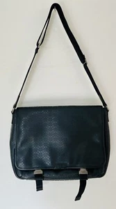 Bolso de hombro mediano Coach Negro Firma PVC en relieve Messenger F70809 - Imagen 1 de 6
