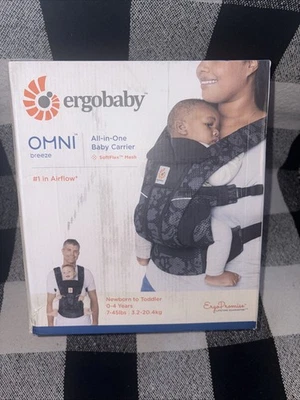 ErgoBaby 拥抱婴儿背带新生儿 (7 磅 - 25 磅) Omni Breeze, Onyx Blooms — 第 1/4 张图片