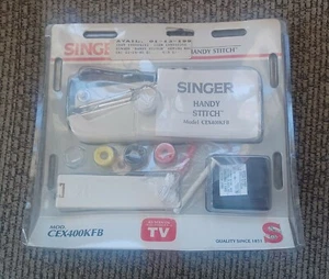 SINGER Vintage Handy Stitch Portable Sewing Machine CEX400KFB Battery Operated - Picture 1 of 2