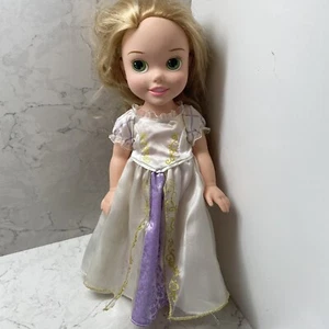 Muñeca de 14" para vestir de boda de la princesa Rapunzel de My First Disney - Imagen 1 de 8